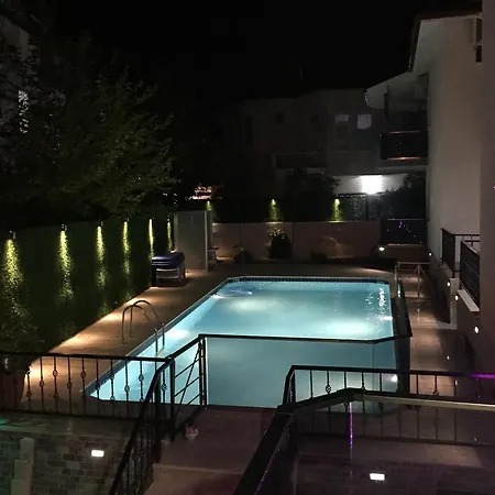 Miray Villas بيت للعطل