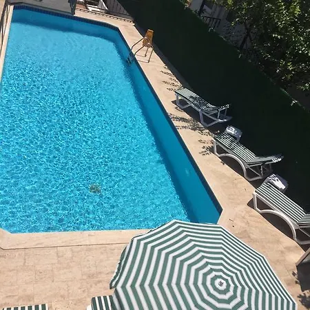 بيت للعطل Miray Villas *